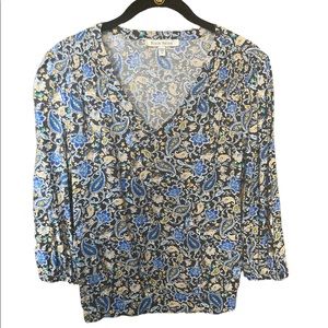 Black Rainn women’s blouse size medium